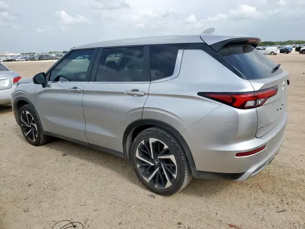 JA4J3VA87RZ009990 2024 MITSUBISHI OUTLANDER - Image 2