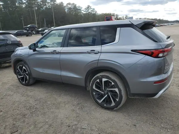 JA4J3VA87RZ018141 2024 MITSUBISHI OUTLANDER - Image 2