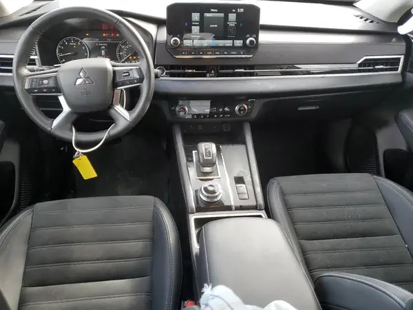 JA4J3VA87RZ018141 2024 MITSUBISHI OUTLANDER - Image 8