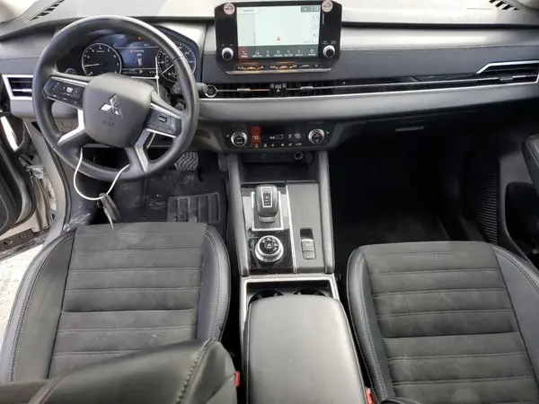 JA4J3VA87RZ044660 2024 MITSUBISHI OUTLANDER - Image 8