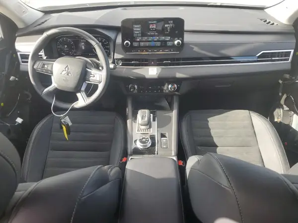 JA4J3VA87RZ067534 2024 MITSUBISHI OUTLANDER - Image 8