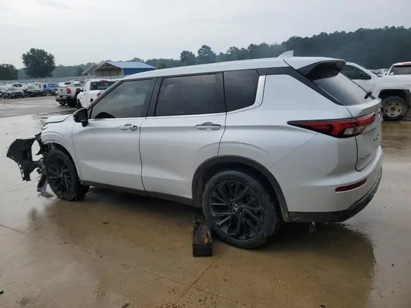 JA4J3VA87RZ078369 2024 MITSUBISHI OUTLANDER - Image 2