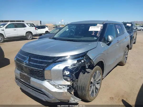 JA4J3VA87SZ036564 2025 MITSUBISHI OUTLANDER - Image 2