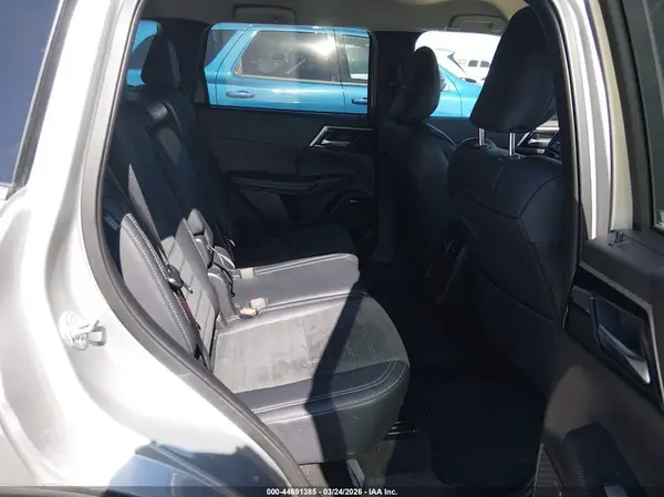 JA4J3VA87SZ045250 2025 MITSUBISHI OUTLANDER - Image 8