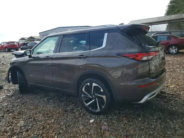 JA4J3VA88NZ088614 2022 MITSUBISHI OUTLANDER - Image 2