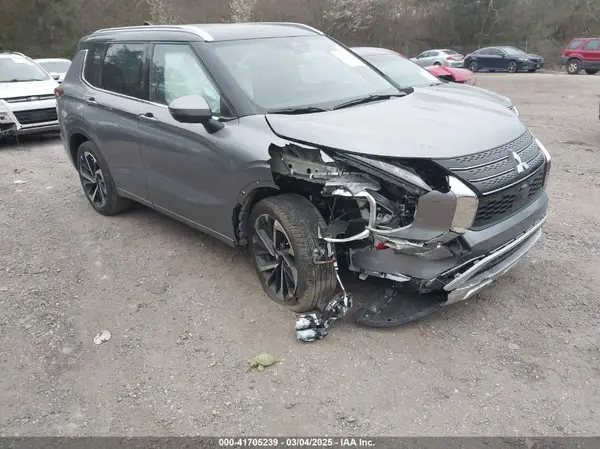 JA4J3VA88PZ029419 2023 MITSUBISHI OUTLANDER - Image 1