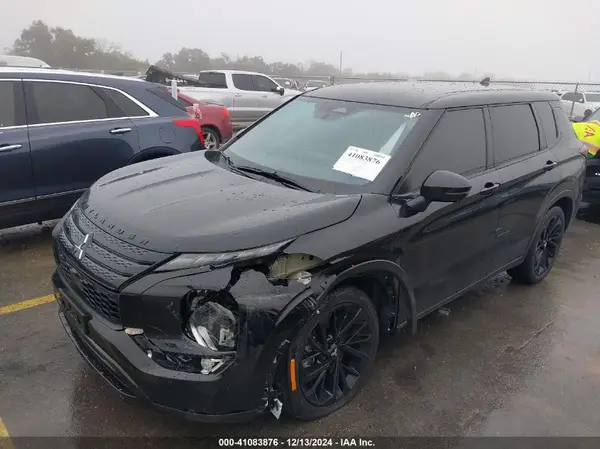 JA4J3VA88RZ010470 2024 MITSUBISHI OUTLANDER - Image 2