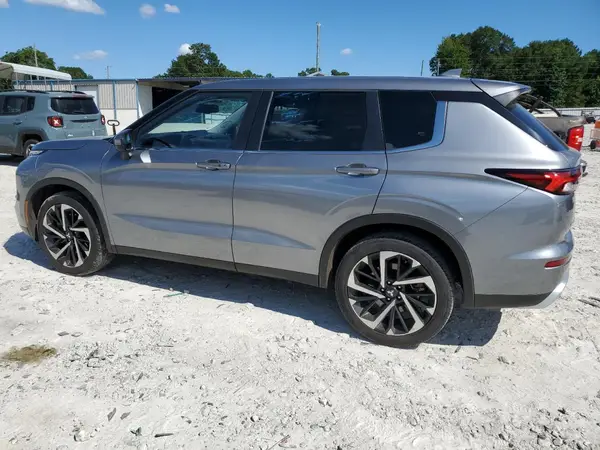 JA4J3VA88RZ016785 2024 MITSUBISHI OUTLANDER - Image 2