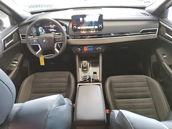JA4J3VA88RZ057854 2024 MITSUBISHI OUTLANDER - Image 8