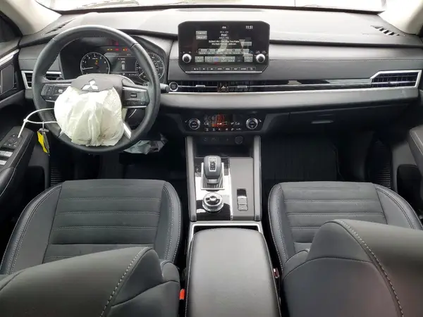 JA4J3VA88RZ084309 2024 MITSUBISHI OUTLANDER - Image 8