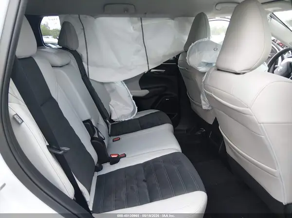 JA4J3VA88SZ016209 2025 MITSUBISHI OUTLANDER - Image 8