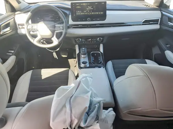 JA4J3VA88SZ052014 2025 MITSUBISHI OUTLANDER - Image 8