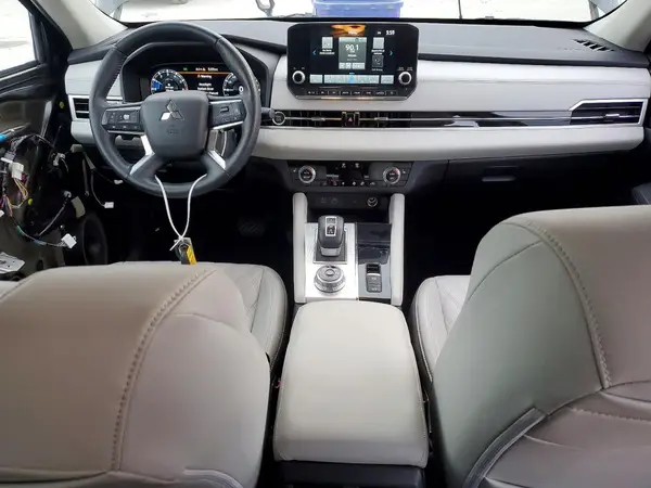 JA4J3VA89PZ010720 2023 MITSUBISHI OUTLANDER - Image 8
