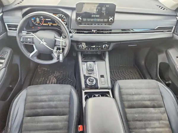 JA4J3VA89RZ025561 2024 MITSUBISHI OUTLANDER - Image 8