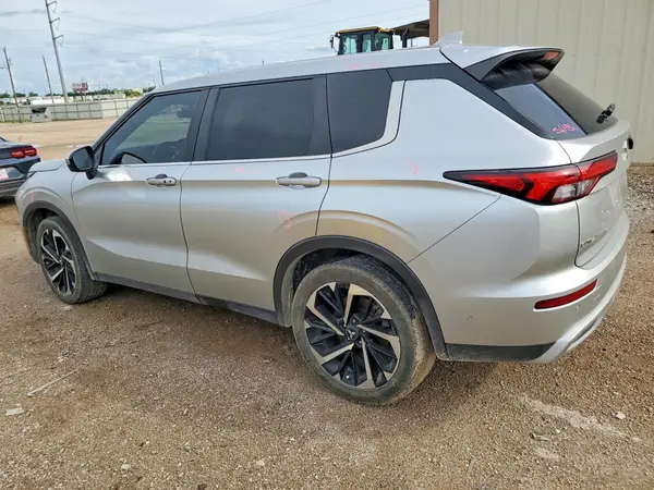 JA4J3VA89RZ046510 2024 MITSUBISHI OUTLANDER - Image 2