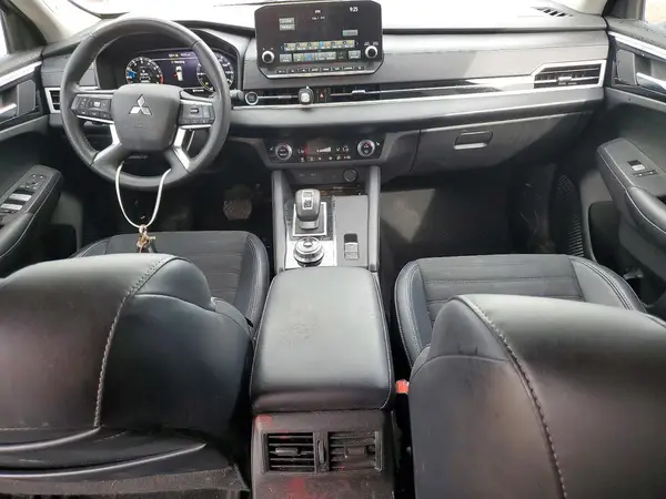 JA4J3VA89RZ046510 2024 MITSUBISHI OUTLANDER - Image 8