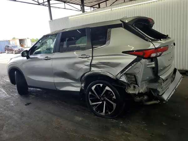 JA4J3VA89RZ069298 2024 MITSUBISHI OUTLANDER - Image 2