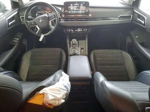 JA4J3VA89RZ069298 2024 MITSUBISHI OUTLANDER - Image 8