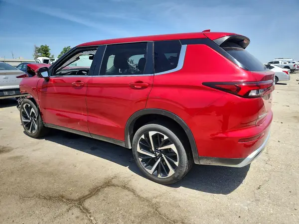 JA4J3VA89RZ069883 2024 MITSUBISHI OUTLANDER - Image 2