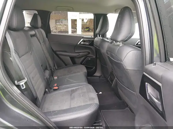 JA4J3VA89SZ015182 2025 MITSUBISHI OUTLANDER - Image 8
