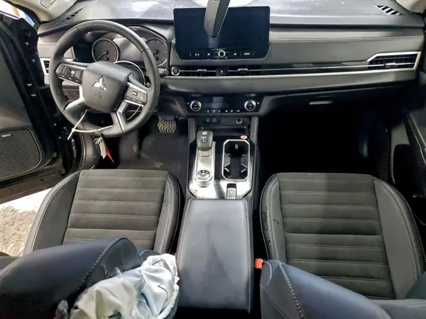 JA4J3VA89SZ033567 2025 MITSUBISHI OUTLANDER - Image 8