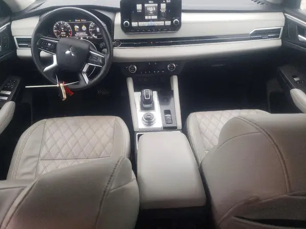 JA4J3VA8XPZ016753 2023 MITSUBISHI OUTLANDER - Image 8