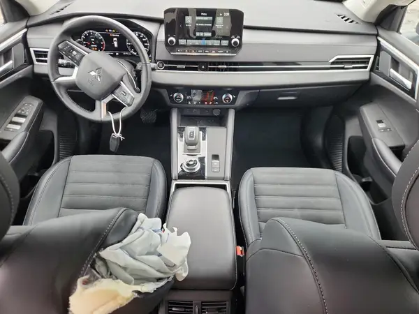 JA4J3VA8XRZ005478 2024 MITSUBISHI OUTLANDER - Image 8