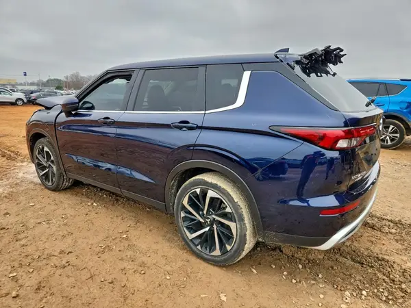JA4J3VA8XRZ043146 2024 MITSUBISHI OUTLANDER - Image 2