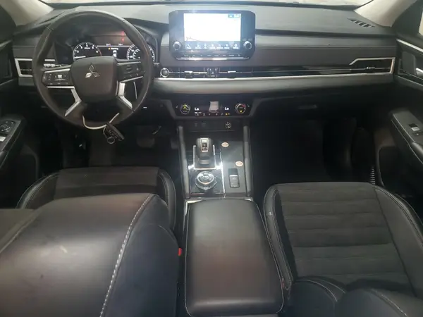 JA4J3VA8XRZ044801 2024 MITSUBISHI OUTLANDER - Image 8
