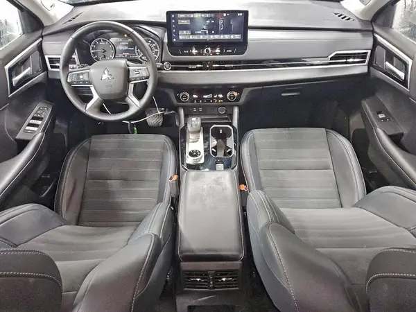 JA4J3VA8XSZ029673 2025 MITSUBISHI OUTLANDER - Image 8