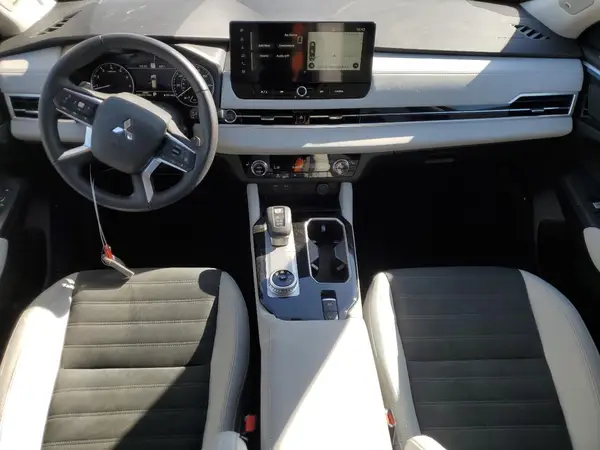 JA4J3VA8XSZ029835 2025 MITSUBISHI OUTLANDER - Image 8