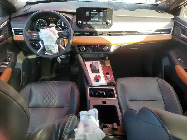 JA4J3WA81RZ024488 2024 MITSUBISHI OUTLANDER - Image 8