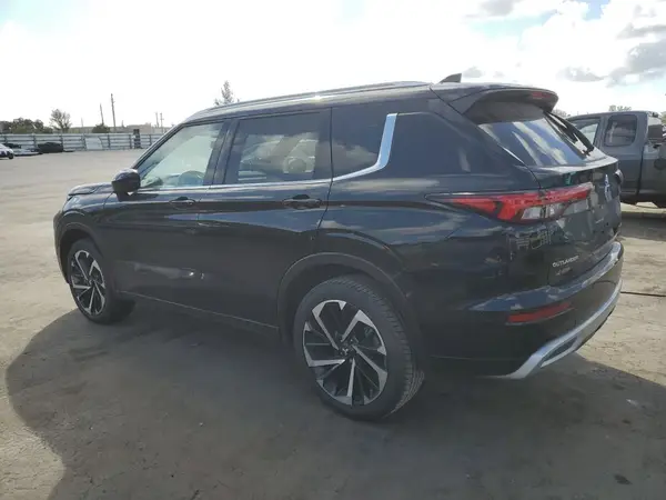 JA4J3WA82RZ058150 2024 MITSUBISHI OUTLANDER - Image 2