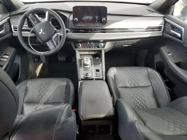 JA4J3WA82RZ075515 2024 MITSUBISHI OUTLANDER - Image 8