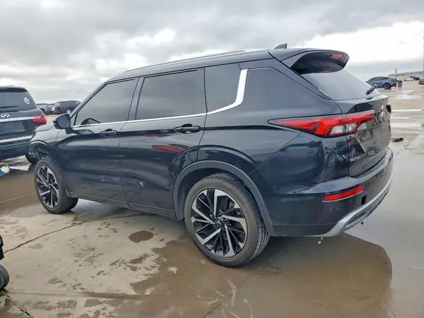 JA4J3WA85RZ041326 2024 MITSUBISHI OUTLANDER - Image 2