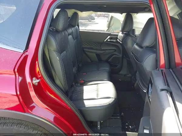 JA4J3WA85RZ079008 2024 MITSUBISHI OUTLANDER - Image 8