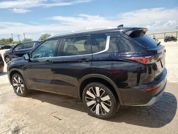 JA4J3WA85SZ022717 2025 MITSUBISHI OUTLANDER - Image 2