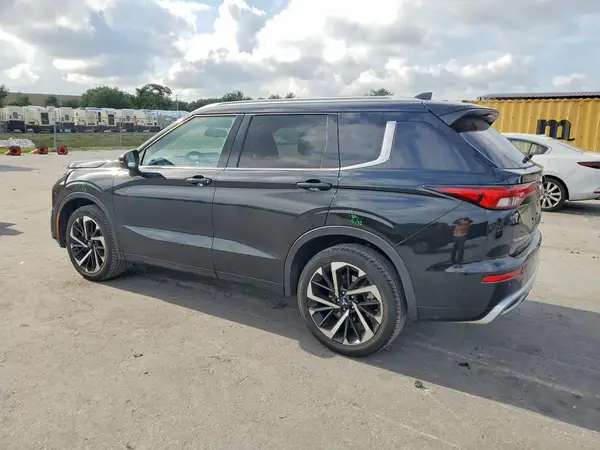 JA4J3WA86RZ024387 2024 MITSUBISHI OUTLANDER - Image 2