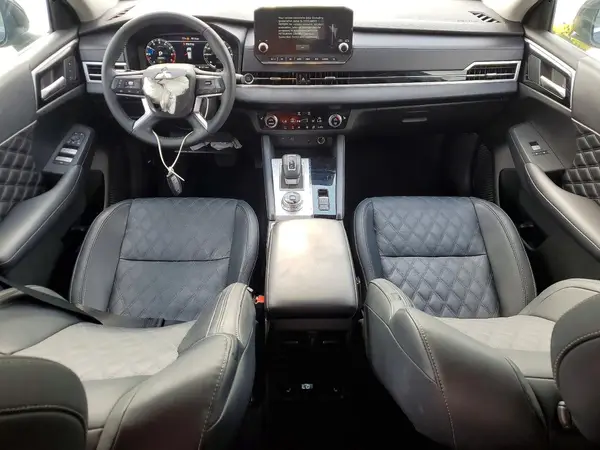 JA4J3WA86RZ024387 2024 MITSUBISHI OUTLANDER - Image 8