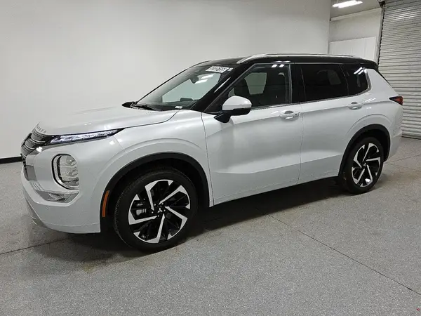 JA4J3WA89RZ079996 2024 MITSUBISHI OUTLANDER - Image 1