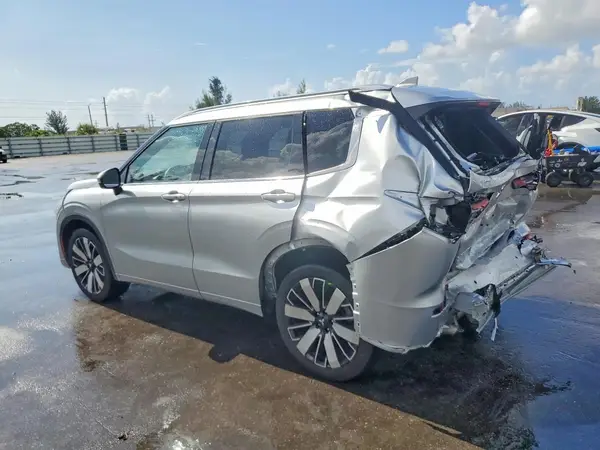 JA4J3WAB7TZ014020 2026 MITSUBISHI OUTLANDER - Image 2