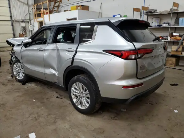 JA4J4TA80NZ015691 2022 MITSUBISHI OUTLANDER - Image 2