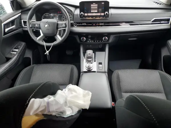 JA4J4TA81NZ015778 2022 MITSUBISHI OUTLANDER - Image 8