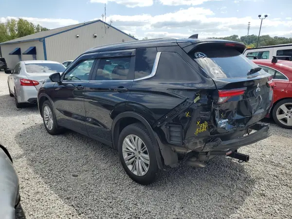 JA4J4TA81PZ007845 2023 MITSUBISHI OUTLANDER - Image 2