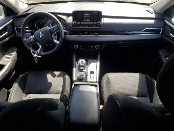 JA4J4TA82NZ019516 2022 MITSUBISHI OUTLANDER - Image 8