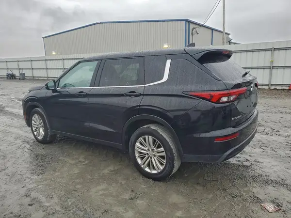 JA4J4TA82NZ053021 2022 MITSUBISHI OUTLANDER - Image 2