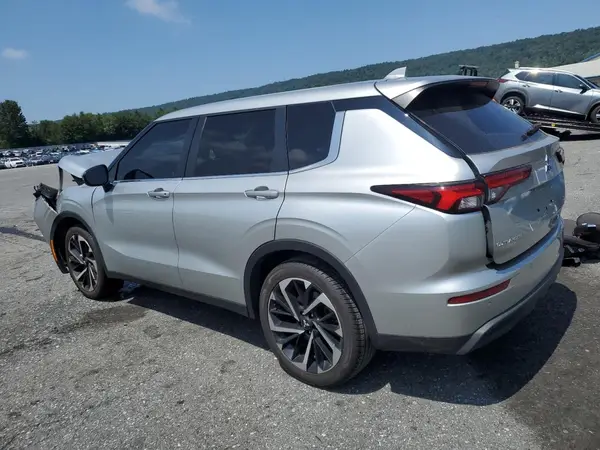 JA4J4TA83NZ013465 2022 MITSUBISHI OUTLANDER - Image 2