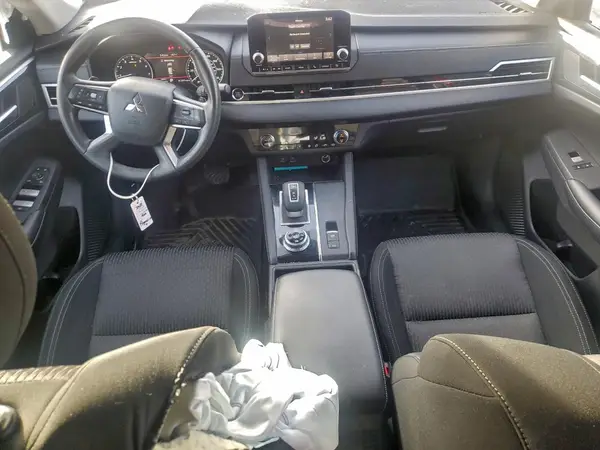 JA4J4TA83NZ035319 2022 MITSUBISHI OUTLANDER - Image 8