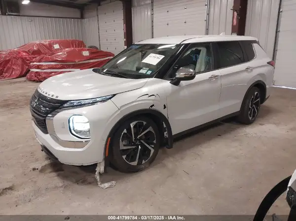 JA4J4TA83NZ039905 2022 MITSUBISHI OUTLANDER - Image 2
