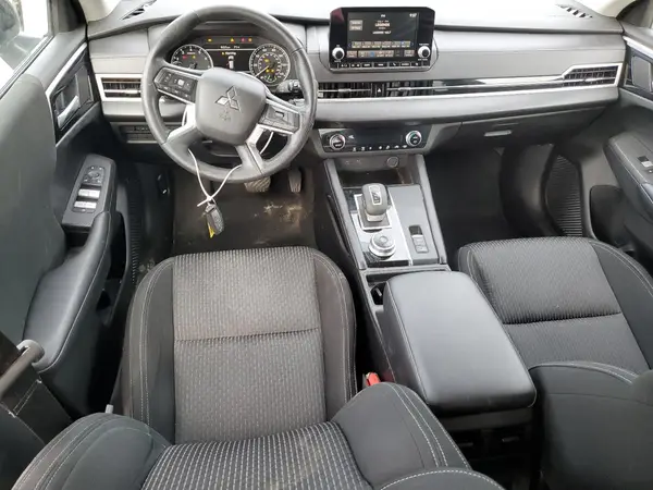 JA4J4TA83PZ008334 2023 MITSUBISHI OUTLANDER - Image 8